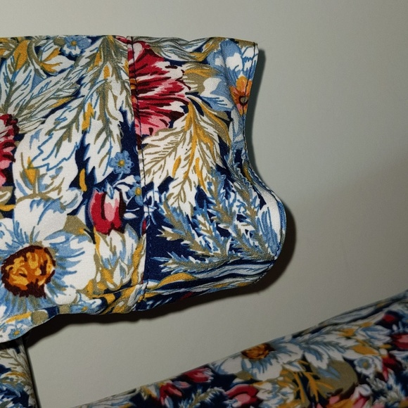 Laura Scott Petite Women's Size XLP Floral print Long Sleeve Shirt - Picture 2 of 12